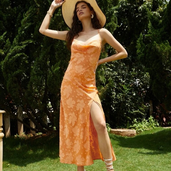 Orange floral dress - Picture 2 of 3